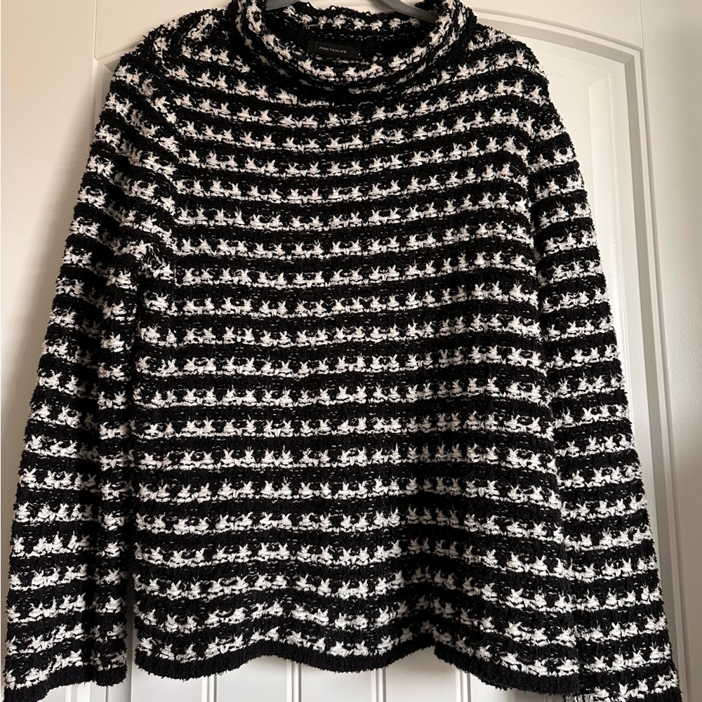 Ann Taylor Black and White Textured Turtleneck Sweater